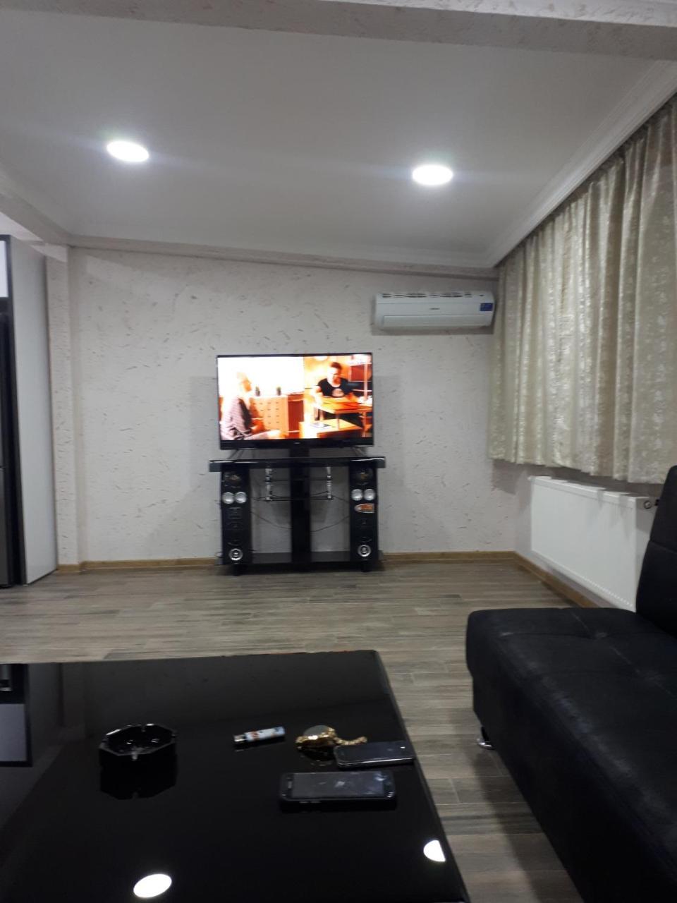 The Ideal Penthouse Тбілісі Екстер'єр фото